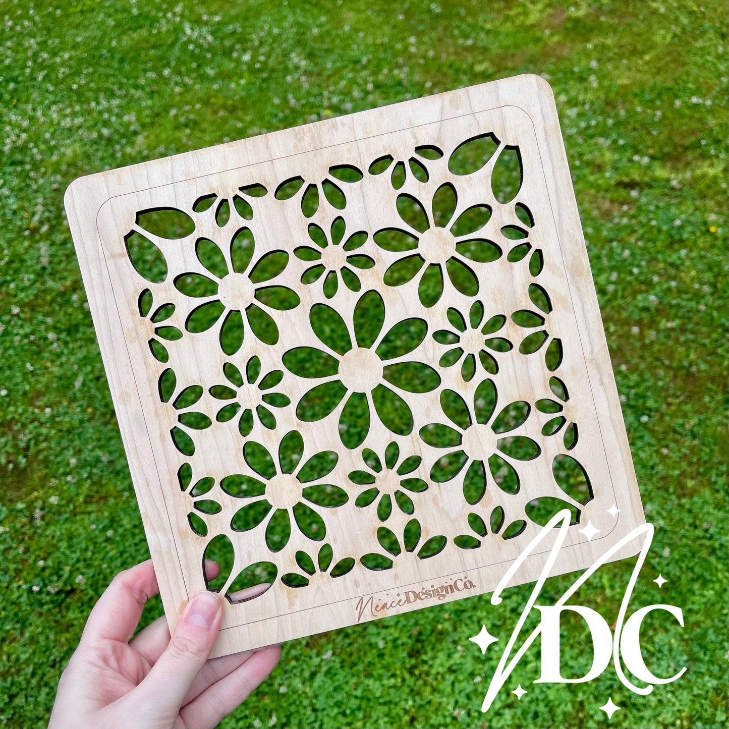 Medium Daisy Bleaching Stencil